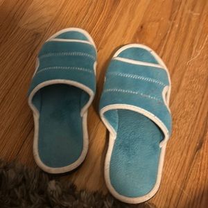 Isotoner slippers